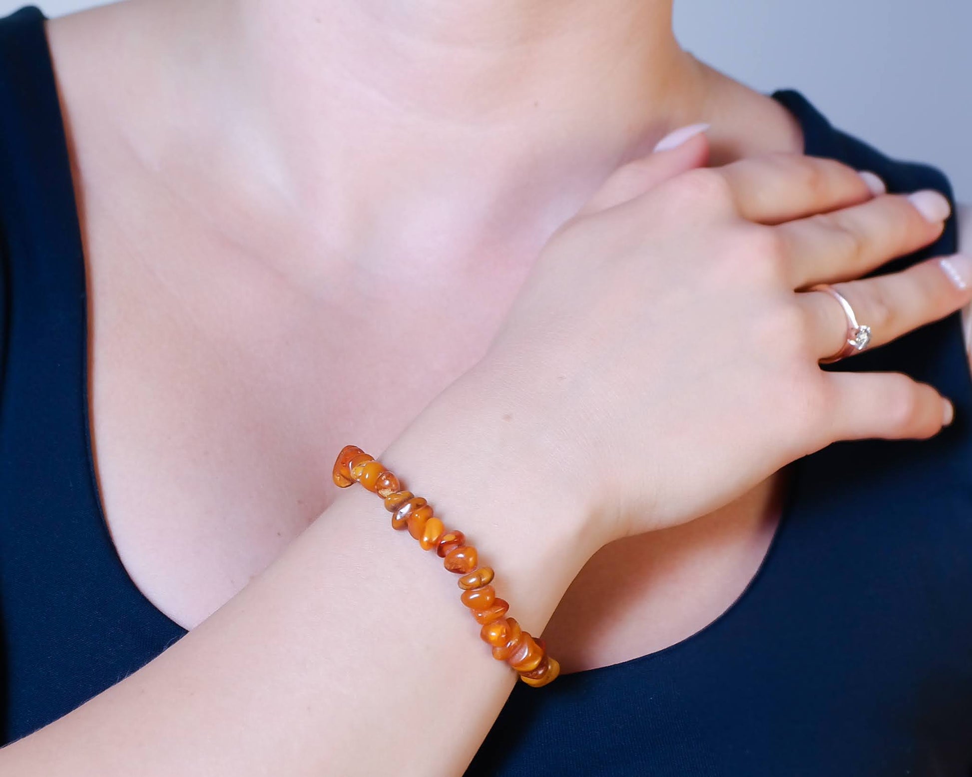 Elastic Amber Bracelet