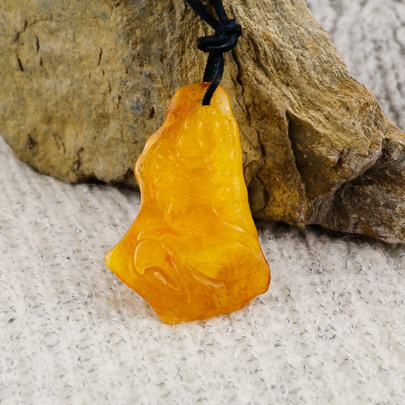 Baltic Amber Carving Crab